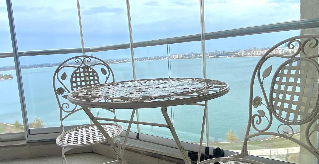 Appartement House - *