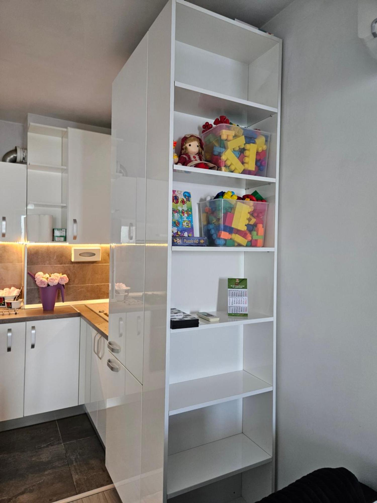 House - * Bukarest